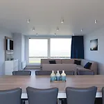 Apartment Holiday Suites Blankenberge