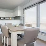 Apartment Holiday Suites Blankenberge *