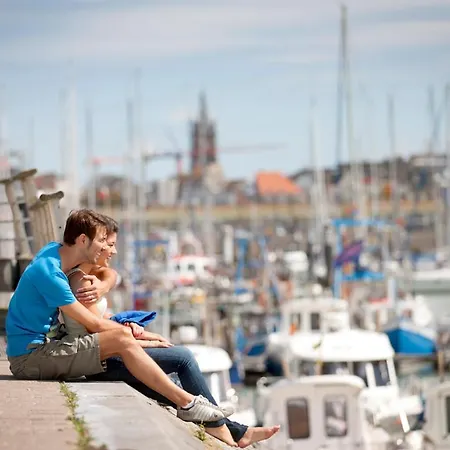 Apartment Holiday Suites Blankenberge *