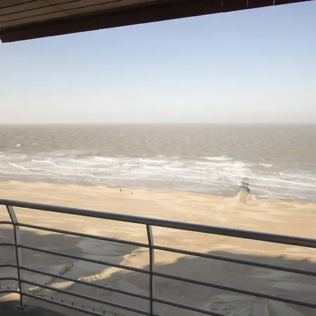 Holiday Suites Blankenberge Apartamento *