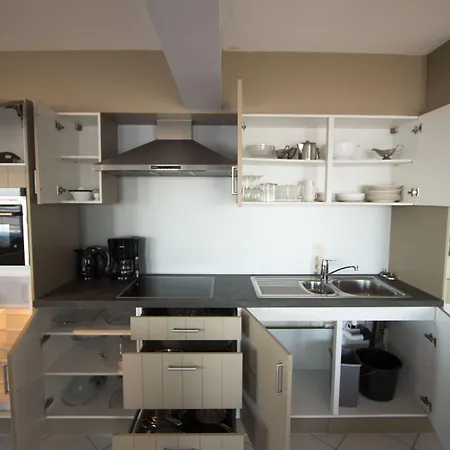 Holiday Suites Blankenberge Apartamento *