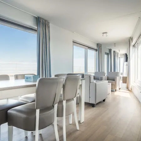 Holiday Suites Blankenberge Apartamento *