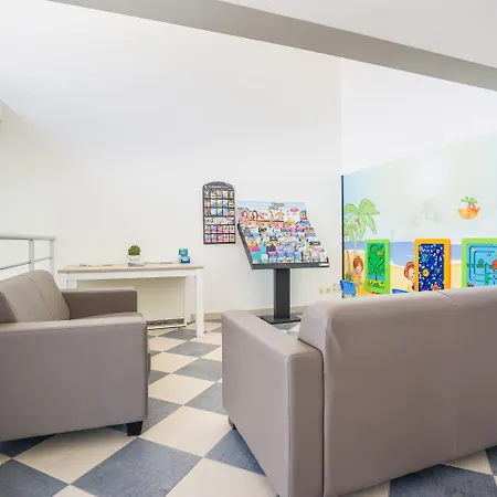 Holiday Suites Blankenberge Apartamento