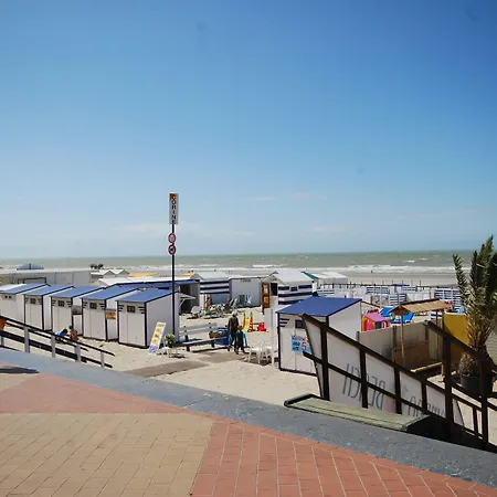 Apartament Holiday Suites Blankenberge *