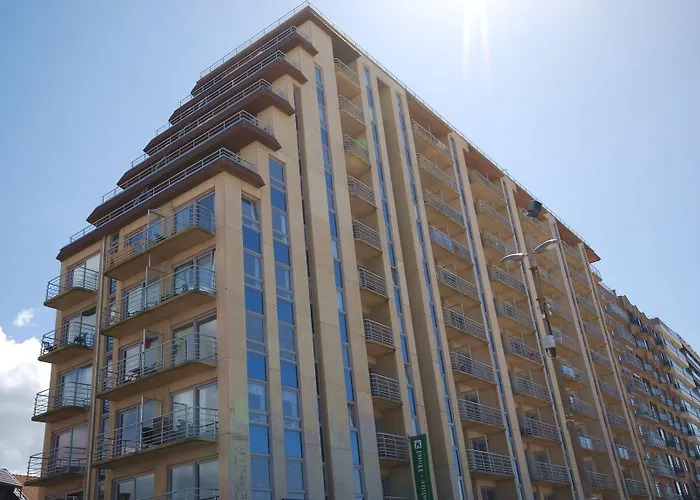Holiday Suites Blankenberge Apartament